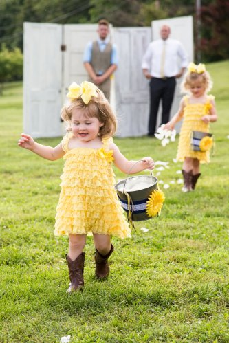 View More: http://lisalemmonspowersphotography.pass.us/caldwellwedding